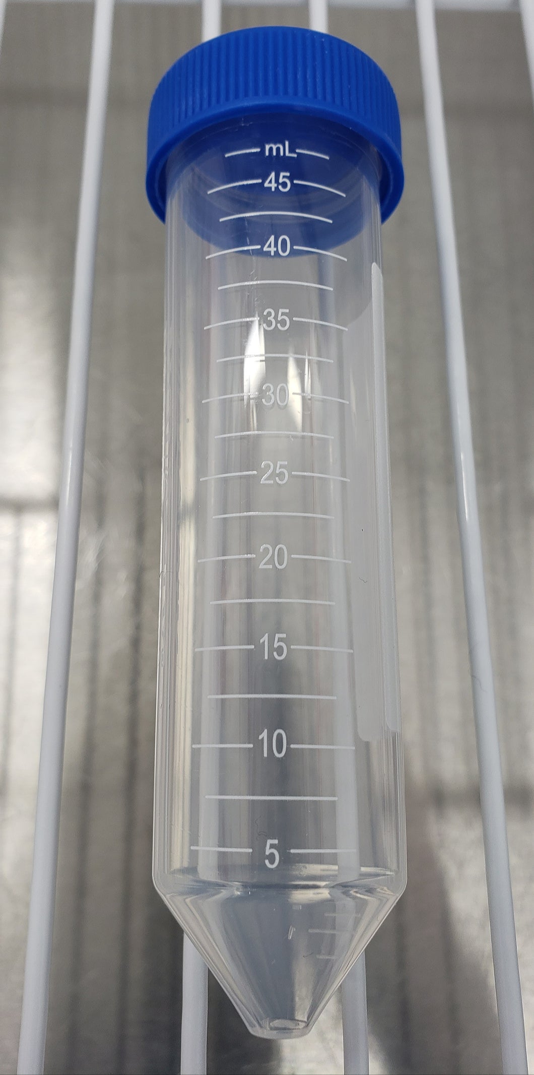 Centrifuge Tubes (50ml) with a flat screw-on cap and conical bottom, Sterile, 25/bag